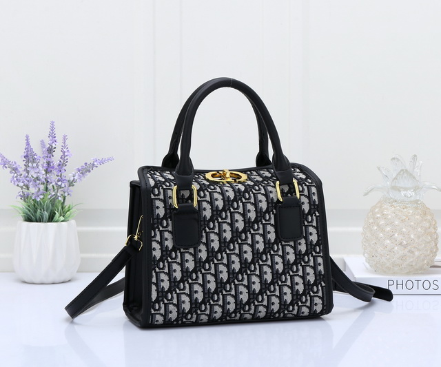 DlOR Handbags 083